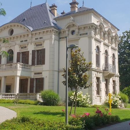 Aparthotel Domitys Le Parc De Jade Albertville Exterior foto